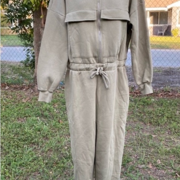 Asos Blush Fleece 1/2 zip jumpsuit - Picture 3 of 7